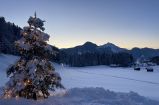 Ausblick gen Westen im Winter mit Blick auf Gopf und Hangspitze